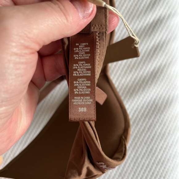 NWT SKIMS Reseller 3 Pack Bra Bundle. 40D, 34DDD and 30B. - Picture 16 of 16